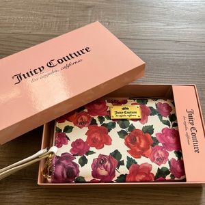NIB Juicy Couture large Y2K style floral zip wallet / wristlet